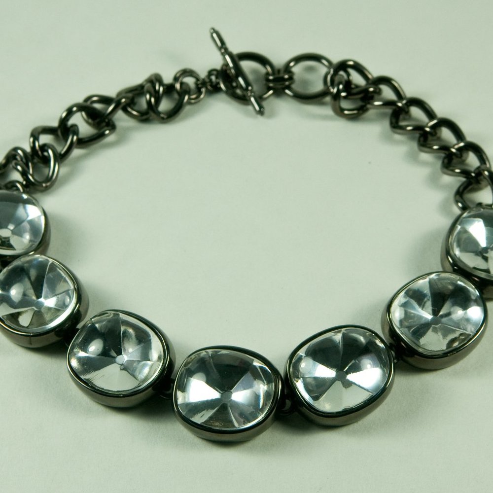 KENNETH JAY LANE, 7 CRYSTAL STATION HEADLIGHT NECK - Picture 2 of 2
